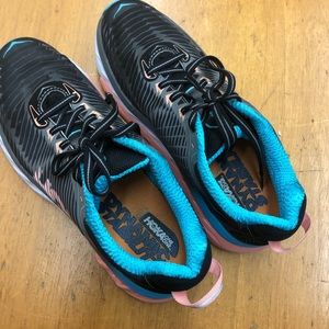 Hoka one one warahi. Size 7.5